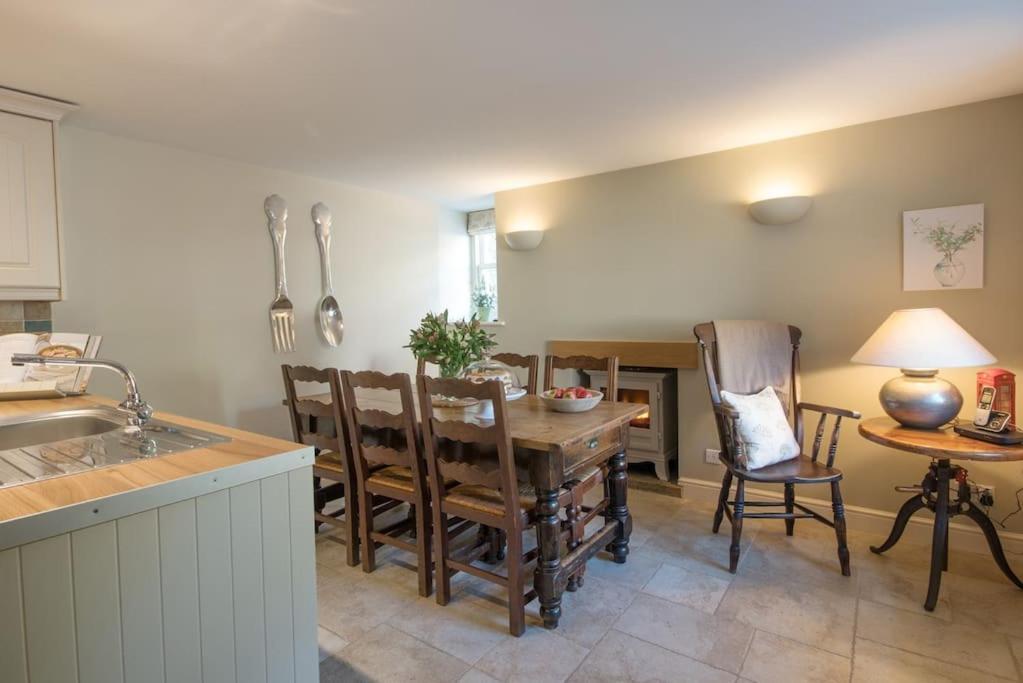 Duck Cottage Milldale Alstonefield Peak District ألستونفيلد المظهر الخارجي الصورة